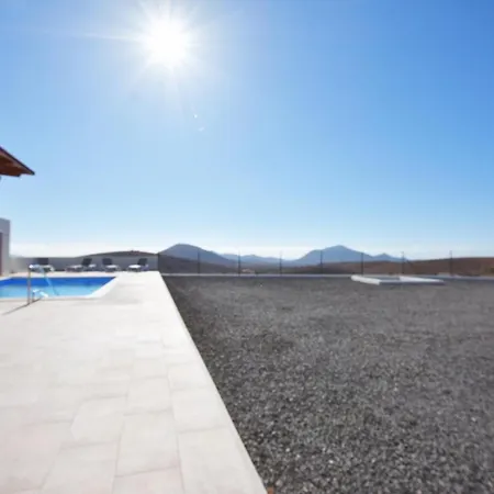 Book Jet - Window To Freedom Villa With Heated Pool Willa *